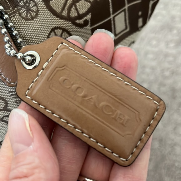 Coach Large Tote Bag - No. A1077-F14856 - Picture 3 of 8